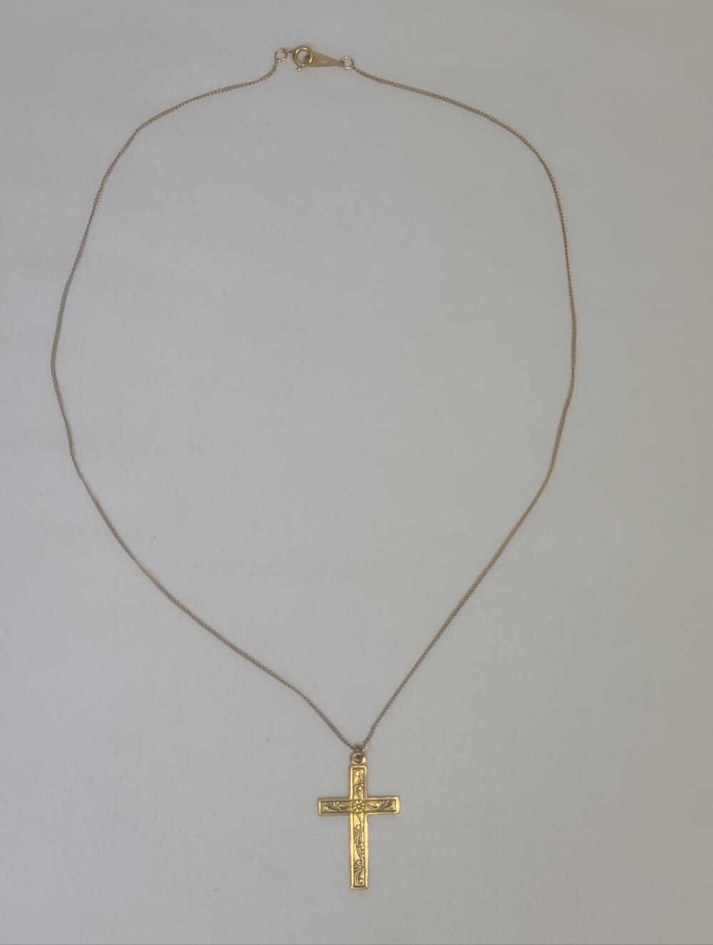 Artistry TM 12k Gold Filled Floral Black Enamel Filigree Cross Pendant Necklace - Picture 3 of 7